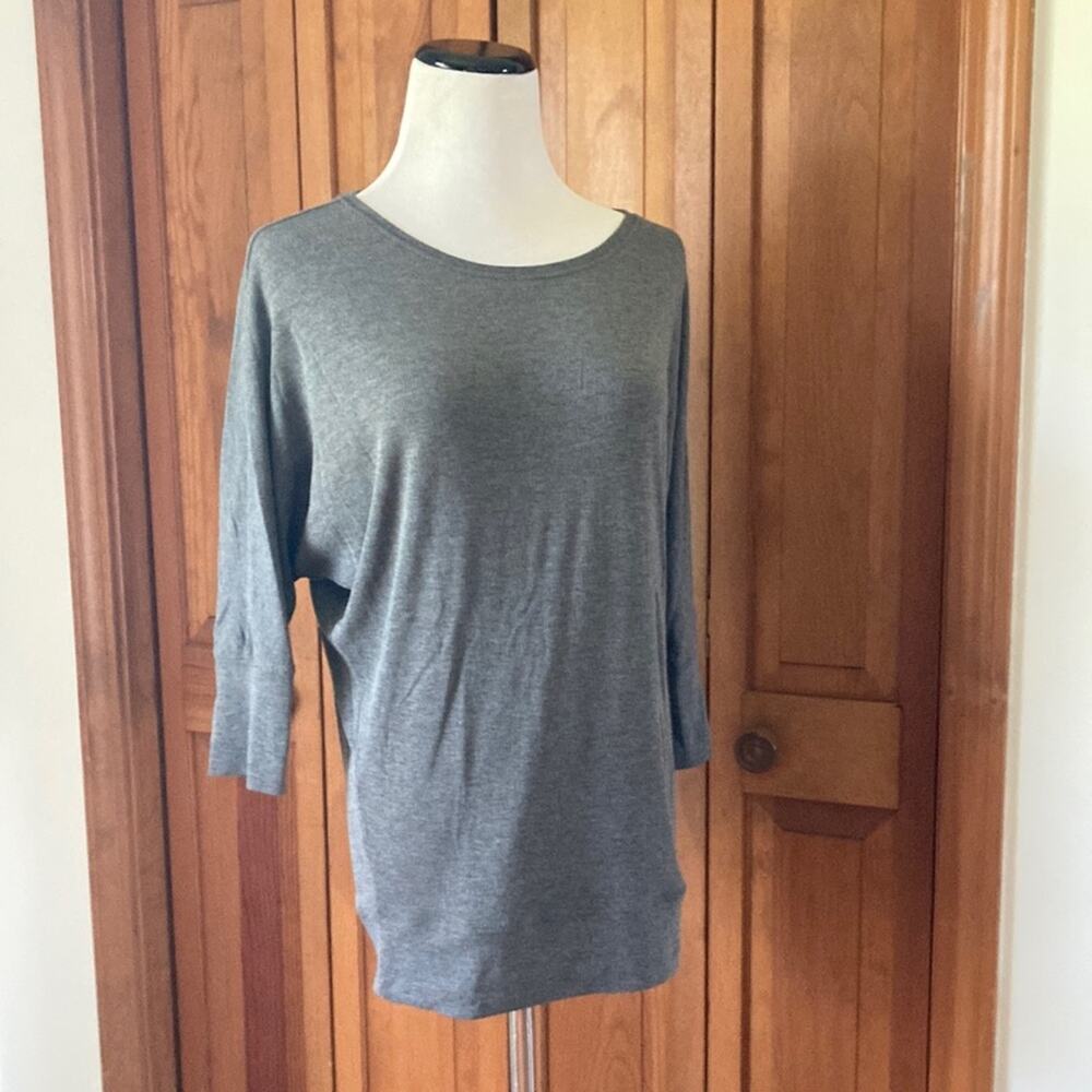 St. Tropez Grey Rib Knit Pullover, Size S